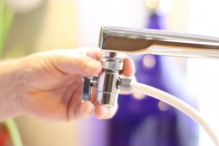 Installation eines Carbonit SANUNO Wasserfilters Screenshot