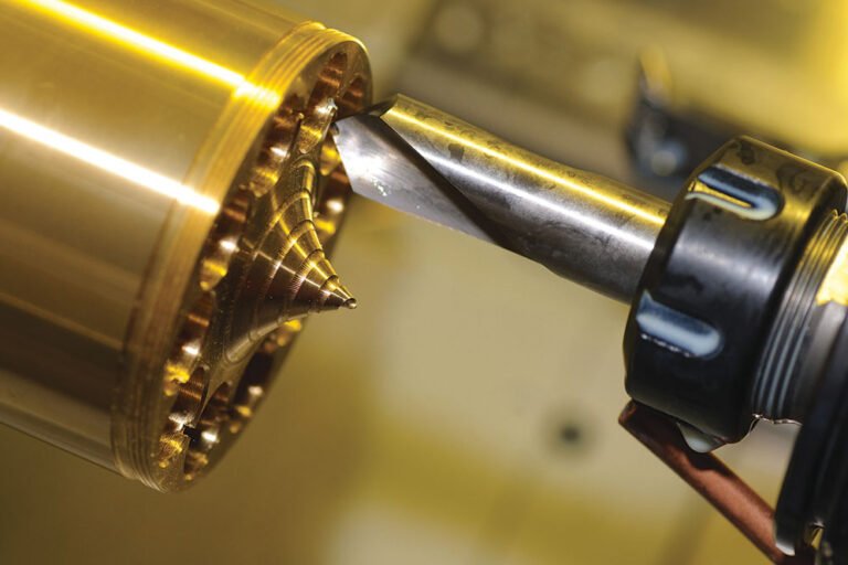 UMH Master wird mit einer CNC Fräse gefertigt